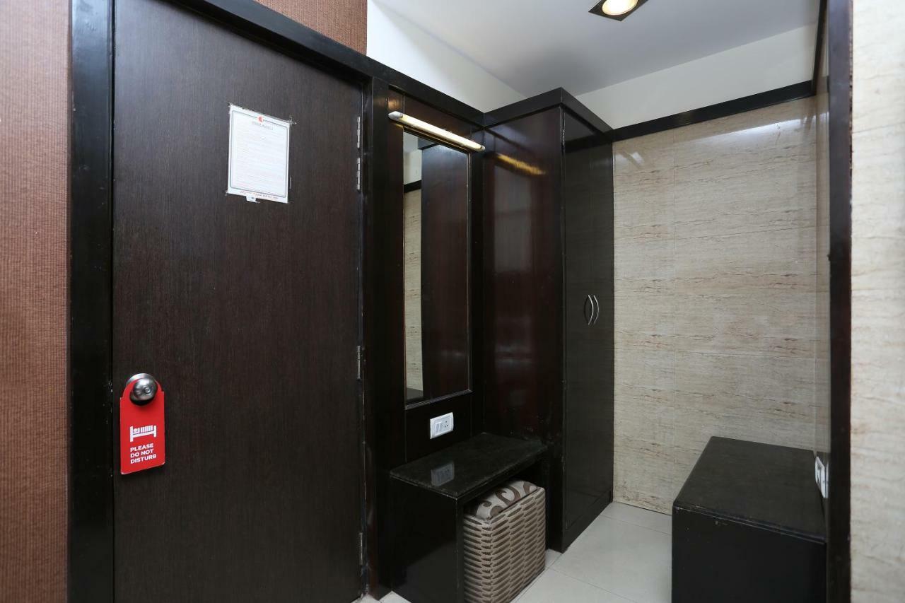 Oyo 13541 Otani Hotel デリー エクステリア 写真